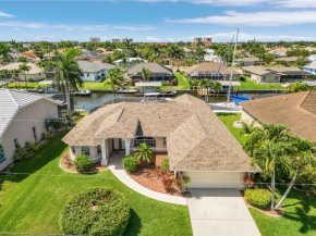 Key Largo SW Cape - waterfront private home locally owned & managed, fair & honest pricing